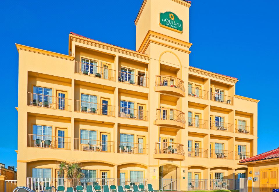La Quinta by Wyndham South Padre Island Beach-South Padre Island Updated  2023 Room Price-Reviews & Deals 