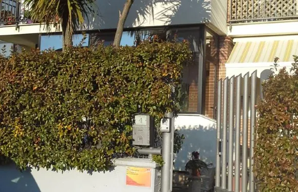 阿爾巴住宿加早餐旅館