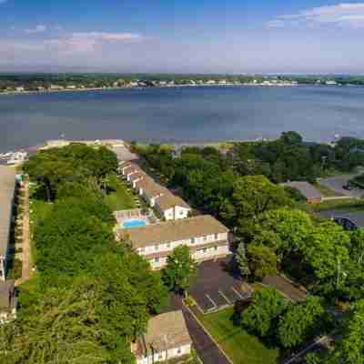 Colonial Shores Resort Hotel Exterior