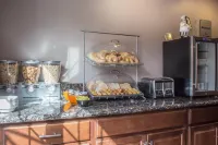 Arroyo Pinion Hotel, Ascend Hotel Collection - breakfast