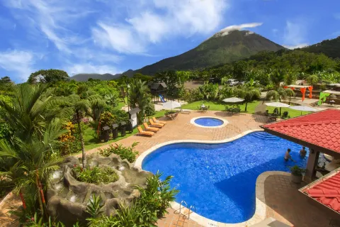 Volcano Lodge, Hotel & Thermal Experience