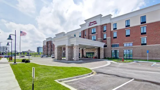 Hampton Inn & Suites Detroit/Troy