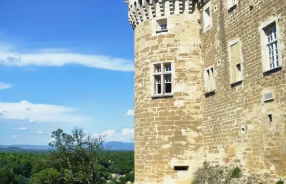 洛拉斯特利伊酒店