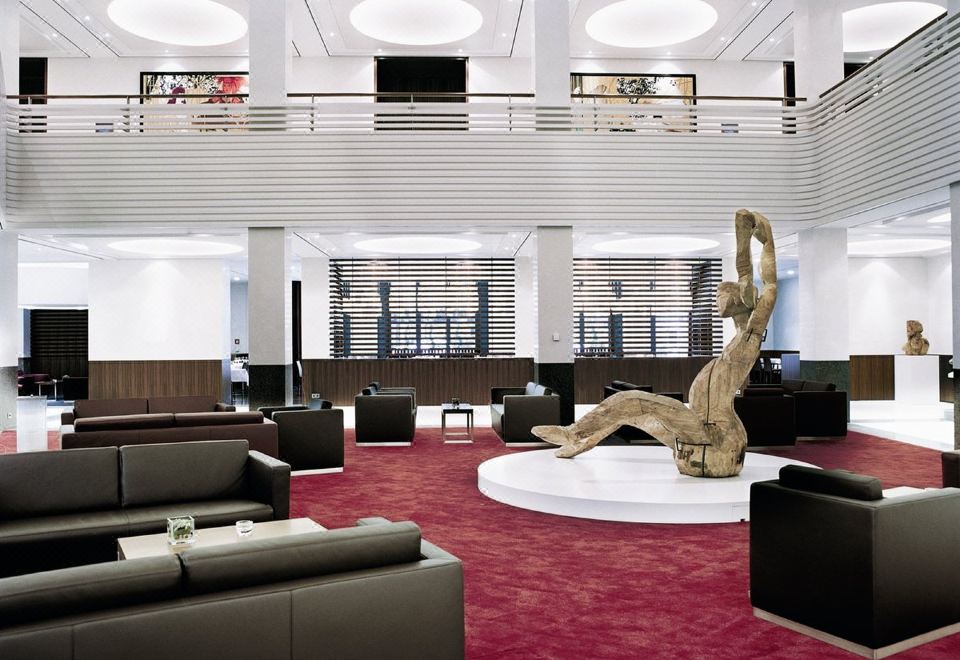 2. 도린트 쿠르퓌르..