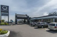 Quattro Hotel & Conf Centre, Ascend Hotel Collection - parking