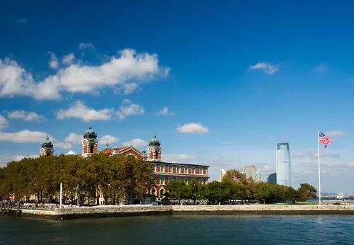 Courtyard Jersey City Newport Hotels in Hudsonin piirikunta