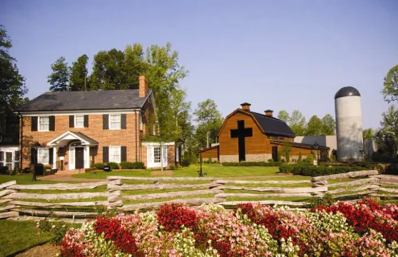 阿羅伍德萬怡酒店