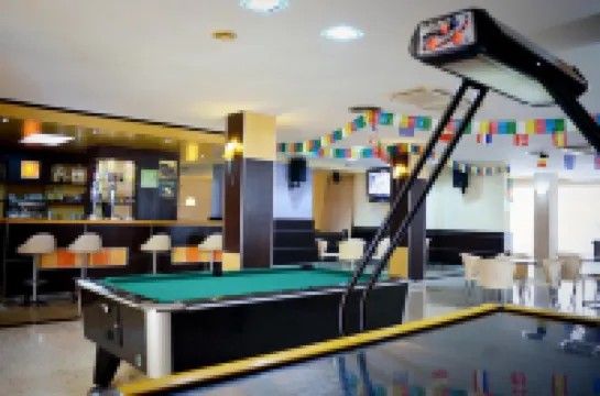 Hotel Miami Calella - El de Siempre, Como Nunca