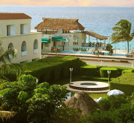 Villablanca Garden Beach Hotel
