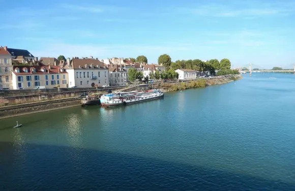 基里亞德酒店-索恩河畔沙隆中心