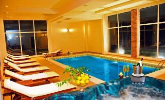 Hotel Aqua Panon