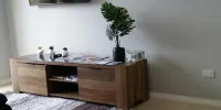 Numurkah Self Contained Apartments - the Mieklejohn - Three-Bedroom Apartment