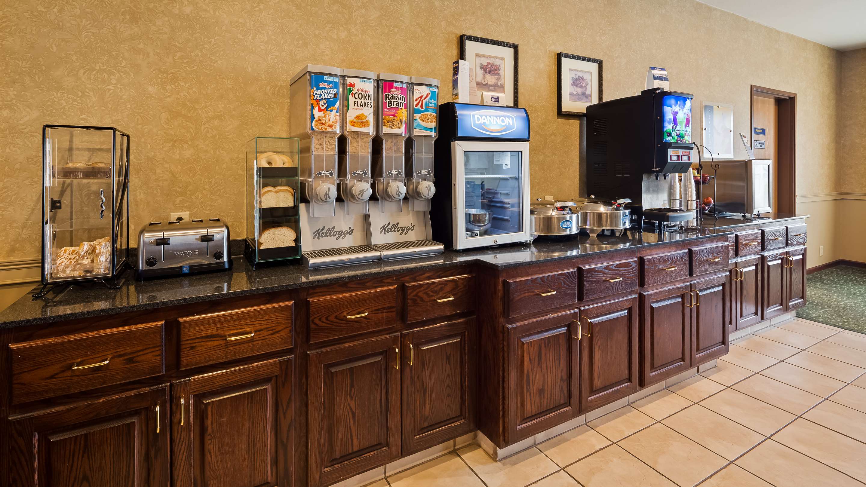 Best Western Penn-Ohio Inn & Suites