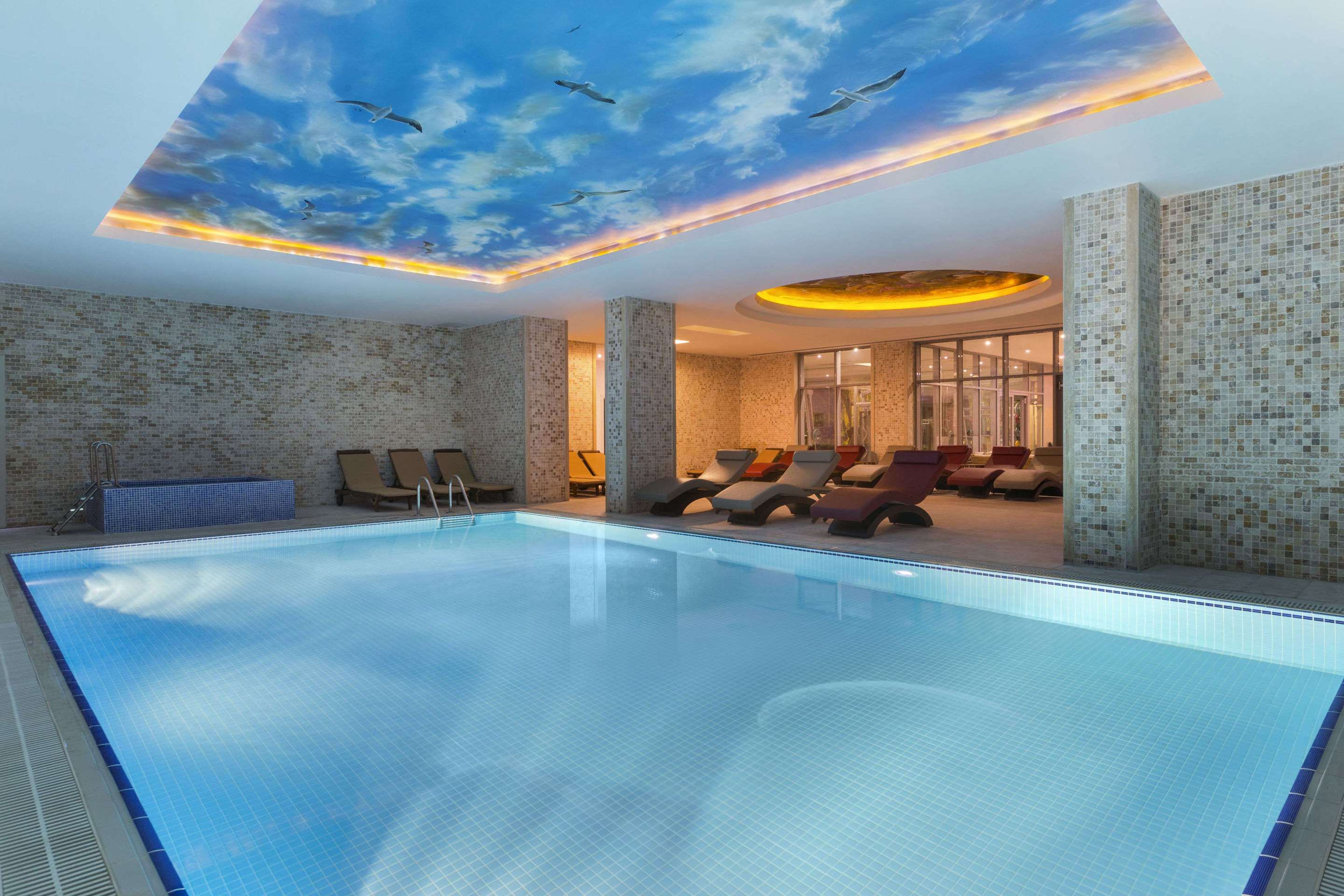 Ramada Hotel & Suites by Wyndham Istanbul Atakoy