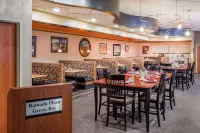 Delta Hotels Green Bay Hotels in Ashwaubenon