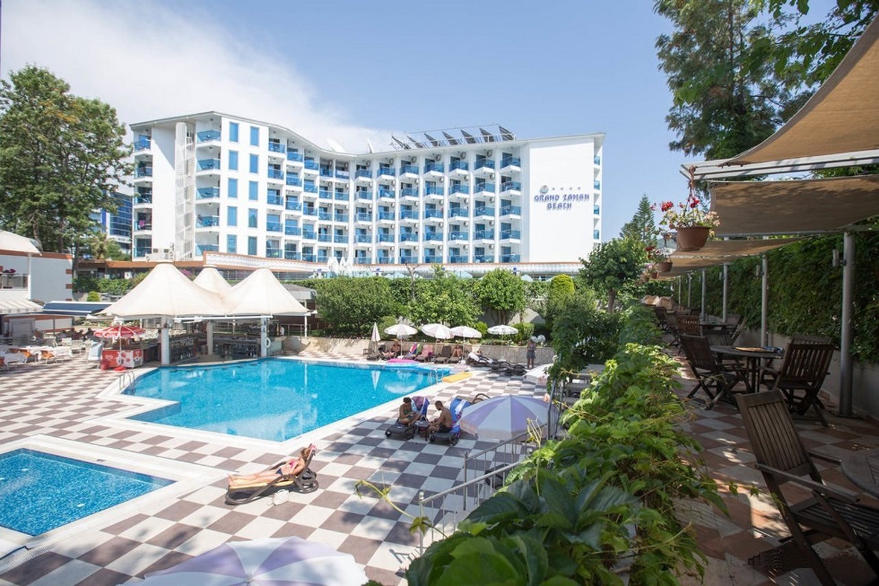 Grand Okan Hotel