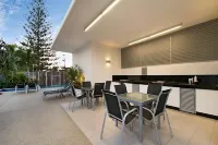 Ocean Pacific Resort Hotels in Mermaid Beach