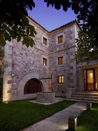 Parador de Caceres Отели в г. Касерес