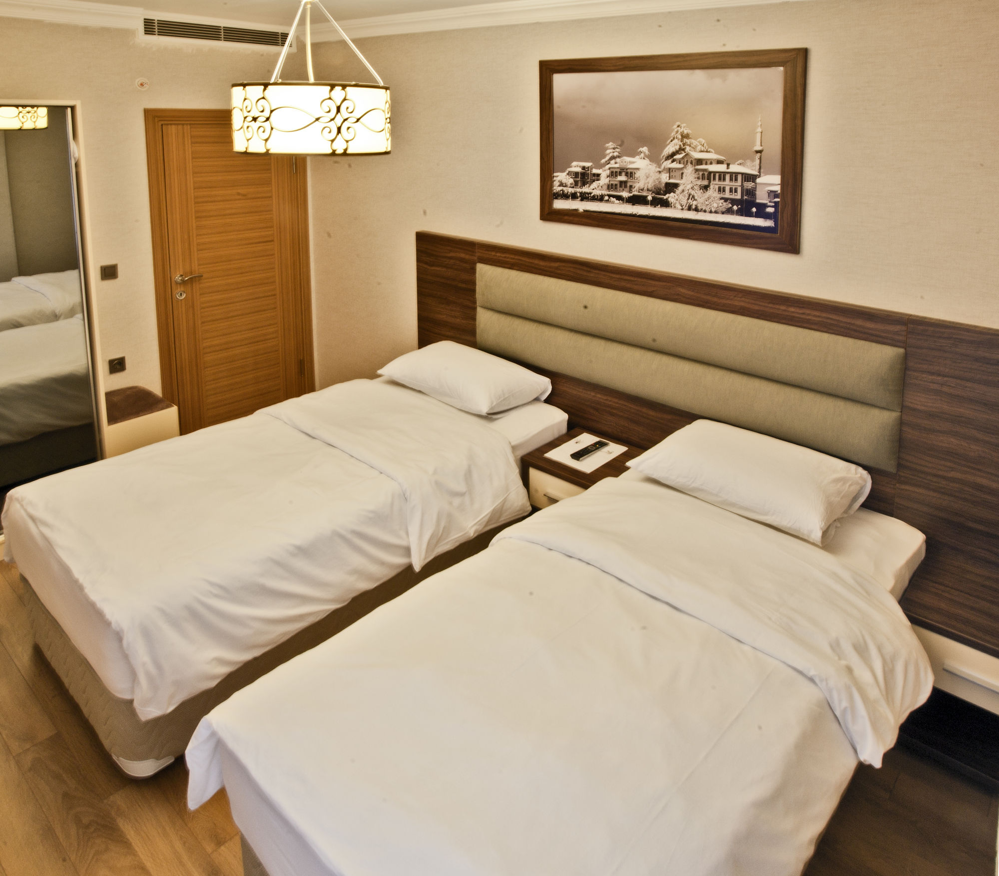 Panagia Suite Hotel