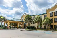 Quality Suites New Iberia Hotels near Reserve at Squirrel Run