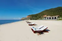 Mia Resort Nha Trang - Beach