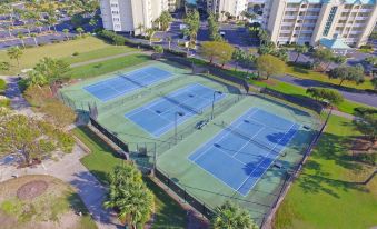 Litchfield Beach & Golf Resort