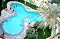 Soluxe Cairo Hotel - Yüzme Havuzu