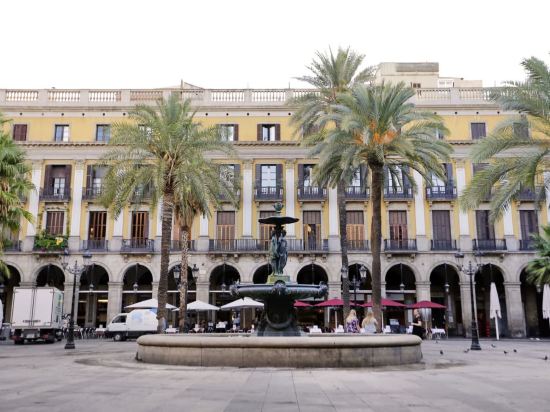 Hotels Near Tas Kebap Restaurant Bar In Barcelona - 2023 Hotels | Trip.com