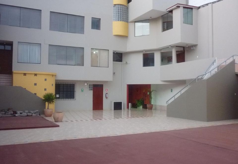 hotel overview picture