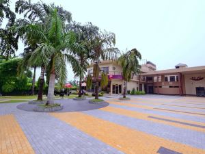 Mirchi Hotel and Restaurant