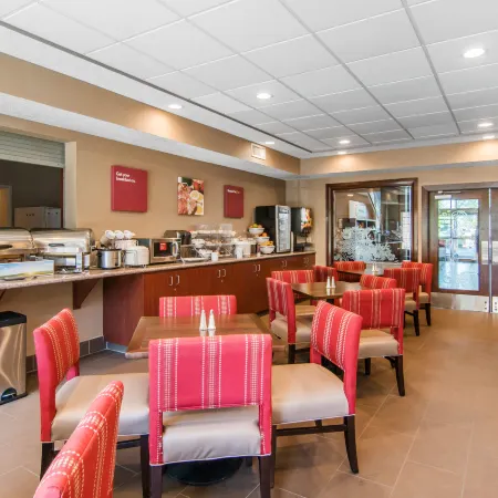 Comfort Suites Linn County Fairground and Expo