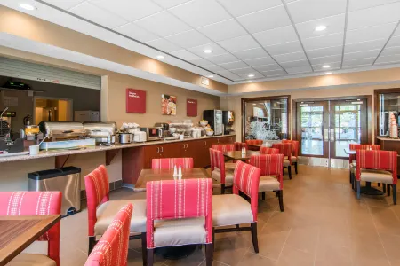 Comfort Suites Linn County Fairground and Expo