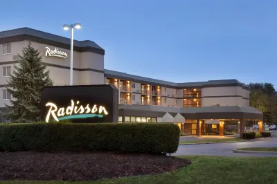 Radisson Akron-Fairlawn Copley Hotels in 