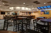 SureStay Plus Hotel by Best Western Price - bar