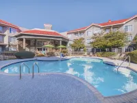 La Quinta Inn & Suites by Wyndham Austin Near the Domain - Pools