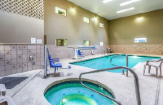 Rodeway Inn & Suites