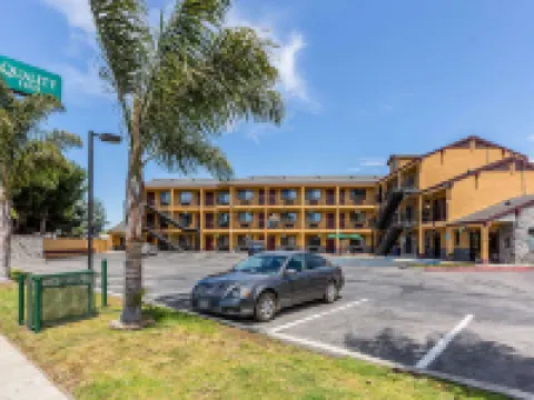 Quality Inn Salinas Hoteles en Salinas