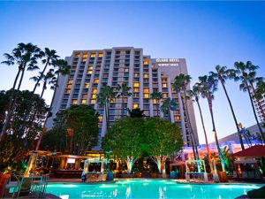Newport Beach Hotels Ideal for Group Meetings - Part 1