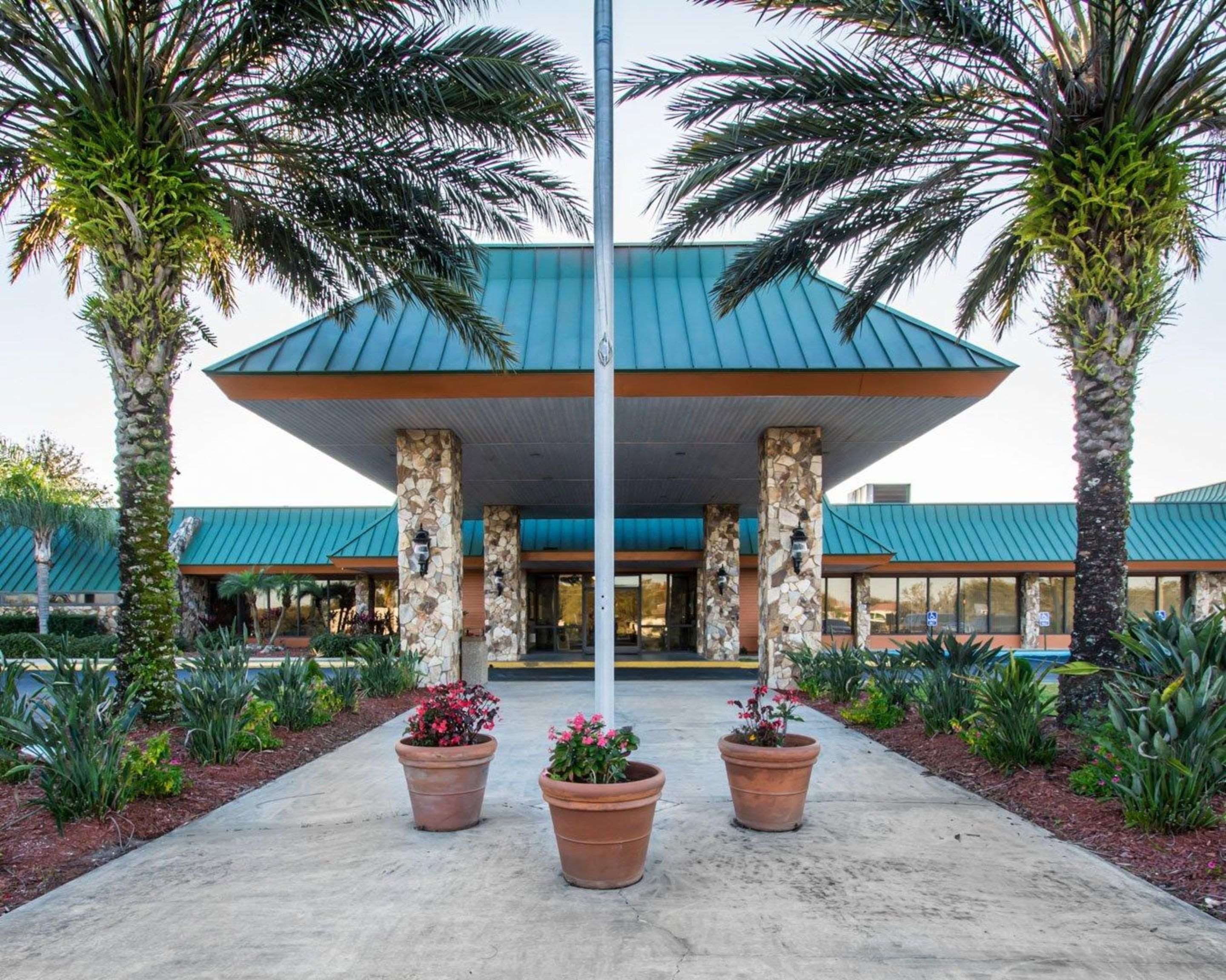 Quality Inn & Suites Sebring North at Sun 'N Lake