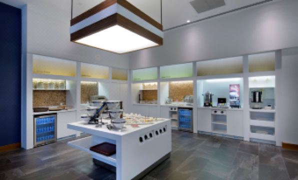 Hampton by Hilton Kocaeli Symbol