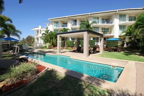 Caloundra Central Apartment Hotel Official