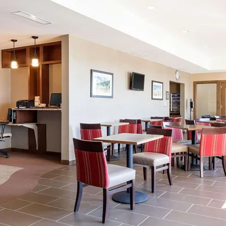 Comfort Inn & Suites Watford City