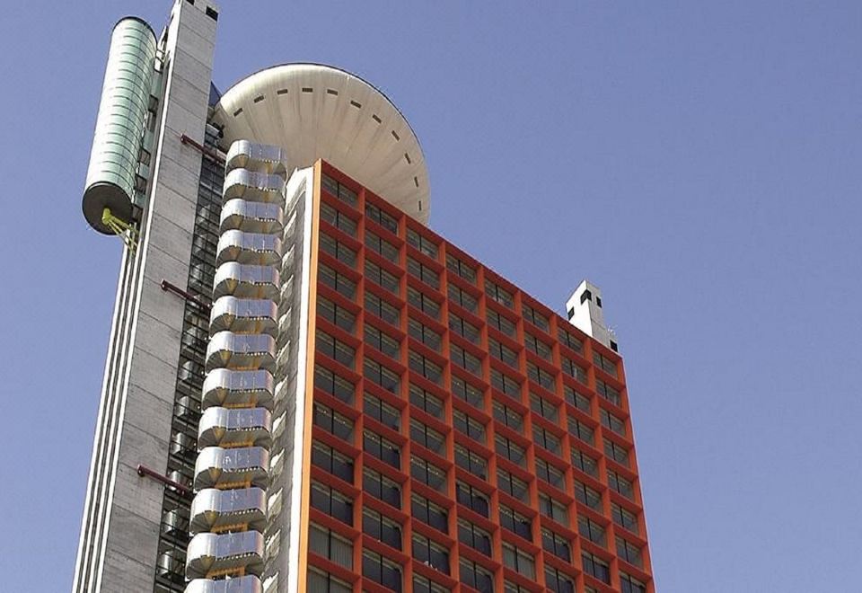 호텔 에스페리아 바르셀로나 타워의 수영장