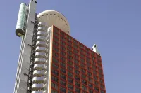 Hyatt Regency Barcelona Tower Hotel dekat Mezquita de Castelldefels