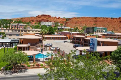 Best Western Coral Hills Отели рядом с достопримечательностью «Ancestor Square»