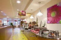 Ibis Reading Centre