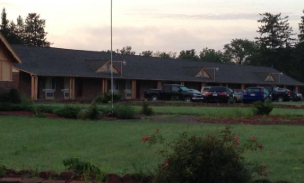 Mark Twain Motor Inn - Housity
