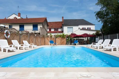 Le Relais du Canalou Hotels in Digoin
