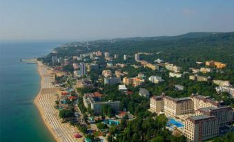 Apollo Spa Resort - All-Inclusive , Free Pools & Individual AC in Every Room