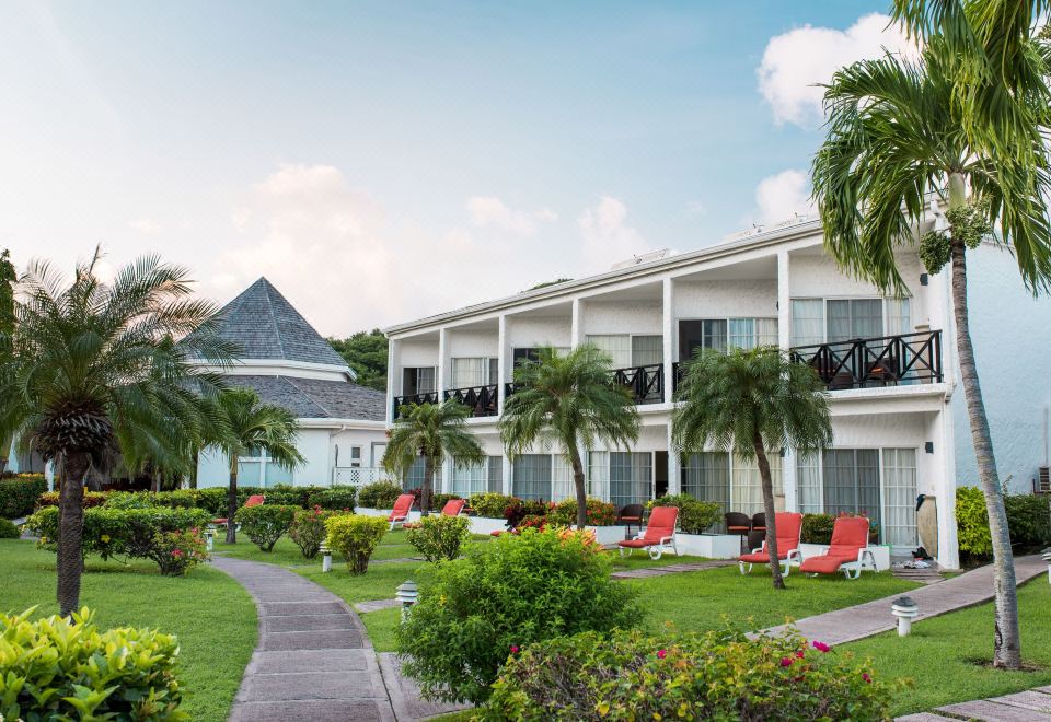 Coyaba Beach Resort-The Lime Updated 2023 Room Price-Reviews u0026 Deals |  Trip.com